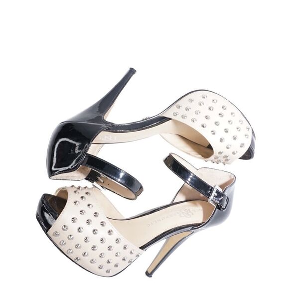 Rock & Republic Kurt Studded Two Tone Platform Pumps, Size 8 - Picture 6 of 13